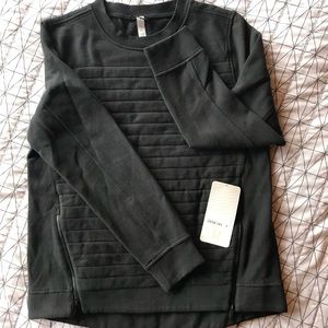 Lululemon Fleece Be True Crew. Size 10. NWT.